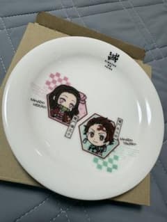 鬼滅の刃　お皿のサムネイル