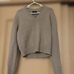 Theory Vネックニット 長袖 ベージュ Sのサムネイル