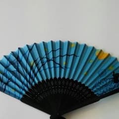扇子(ノ≧▽≦)ノネコ柄のサムネイル