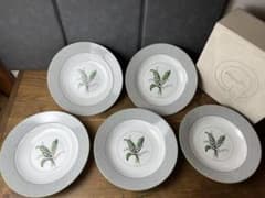 Christian Dior ミリラフォーレ 23.5㎝ ５枚【未使用・保管品】 Christian Dior ミリラフォーレ 23.5㎝ 5枚【未使用・保管品】 - メルカリ