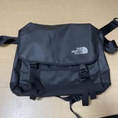 ジャンボ様専用ノースフェイス　メッセンジャーバックのサムネイル