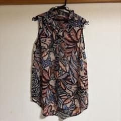 ♡H&M ノースリーブシャツ アニマル柄♡のサムネイル