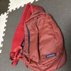 Patagoniaボディバッグ赤のサムネイル