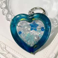 ハンドメイド　レジン　ハートシェイカー　キーホルダーのサムネイル