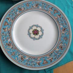 黒壺　WEDGWOOD フロレンティン ターコイズ プレート 皿 2枚のサムネイル