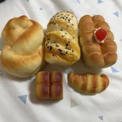 スクイーズ パン 5点セット リアルな質感のサムネイル