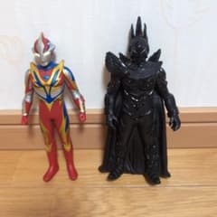 ウルトラマンフィギュア 2体セット　サイズ大のサムネイル