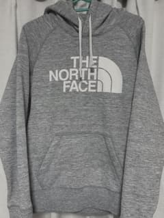 最終値下げ！THE NORTH FACE ノースフェイス　パーカー　グレー　Mのサムネイル