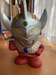 ウルトラマン　タロウ　巨大貯金箱　当時物　レトロ　昭和のサムネイル