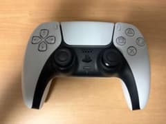 PS5 DualSense ワイヤレスコントローラーのサムネイル