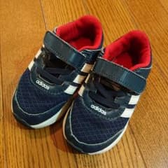 adidas アディダス スニーカー14cmのサムネイル