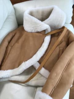 お値下げ　美品　ロエベ　ムートンジャケットのサムネイル