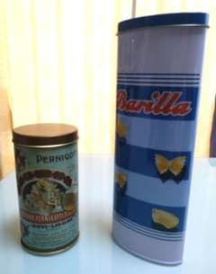 Barillaパスタ缶（限定缶）＆PERNIGOTTIクッキー缶のサムネイル