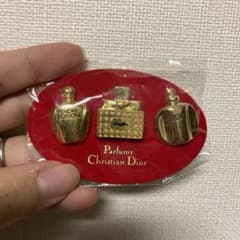Christian Dior 香水ボトル ピンバッジ3個セット ヴィンテージ - メルカリ