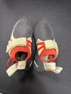 BUTORA クライミングシューズ US 4