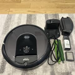 iRobot Roomba i7 ロボット掃除機 本体 - メルカリ