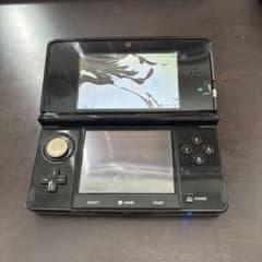 ジャンク品　上画面液晶割れ他 Nintendo 3DS コスモブラック 本体のサムネイル