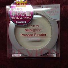 【値下げ】レブロン スキンライトプレスト パウダーのサムネイル