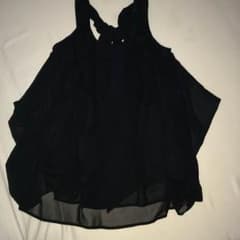 黒のシフォントップスのサムネイル