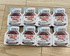 ヌテラチョコレートスプレッド(15g×8個)のサムネイル