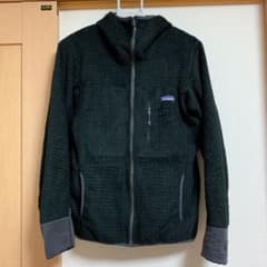パタゴニア フリース　men's R3 フーディ　リバーシブルタイプのサムネイル