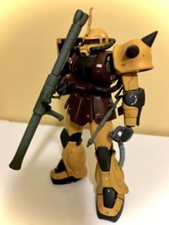 バンダイ　1/100 MG MS-06 ザク　Ver.2.0 塗装済完成品