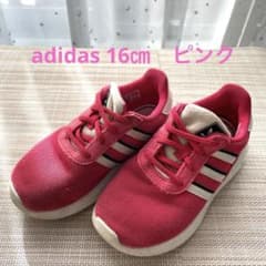 【値下げしました】　adidas 16㎝　運動靴のサムネイル