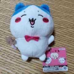 ちいかわ　ハチワレ　ぬいぐるみ