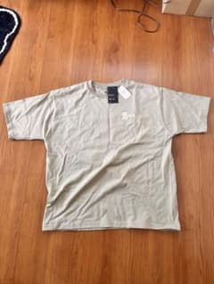 RVCA Tシャツ Mサイズ カーキ 新品タグ付のサムネイル