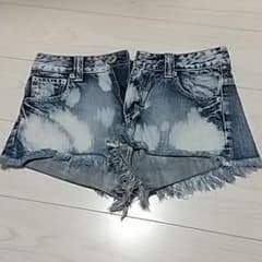 デニムショートパンツのサムネイル