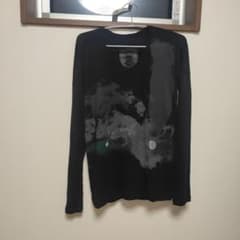 ブラック グラフィックプリント 長袖Tシャツのサムネイル