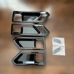 新品 RAV4 60系 ドアハンドルカバーのサムネイル