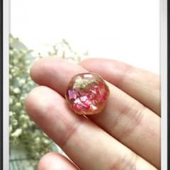 お花ぷっくりイヤリング.ピアスのサムネイル