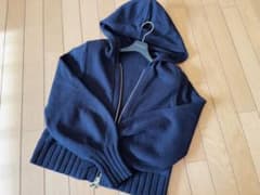 ご予約　専用　フォクシー　ニットパーカーのサムネイル