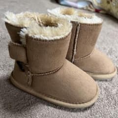 キッズ　ベビー　ムートンブーツのサムネイル