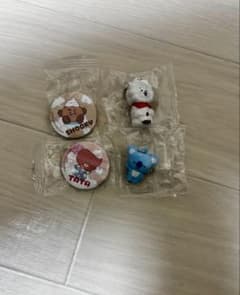 BTS BT21 ビッくらポン　4個セットのサムネイル