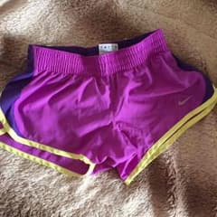 美品 ナイキ スポーツパンツ DRIFITのサムネイル