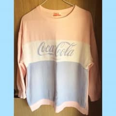 【かれん様専用】WEGO❁Coca-Colaトレーナーのサムネイル
