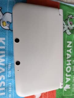 Nintendo 3DS LL ホワイトのサムネイル