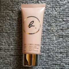 新品！メークアップベースのサムネイル