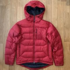 Marmot（マーモット） ダウンジャケット 赤 Mのサムネイル