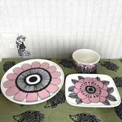 marimekkoマリメッコ kestit ケスティト ピンク 食器 3点セット marimekkoマリメッコ kestit ケスティト ピンク 食器 3点セット - メルカリ