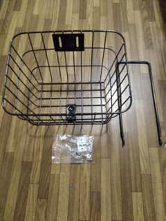 自転車　フロント　カゴ　未使用品　ブラックのサムネイル