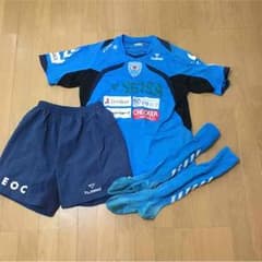 横浜FC 練習着セットのサムネイル