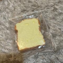 kikisquishy 一枚トーストのサムネイル