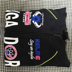 ケルメパーカーのサムネイル