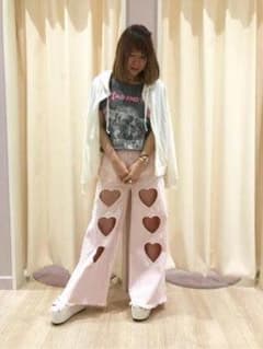 ピンク ハート くり抜きデニムのサムネイル