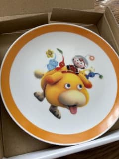 新品　Switch ピクミン4 皿のサムネイル