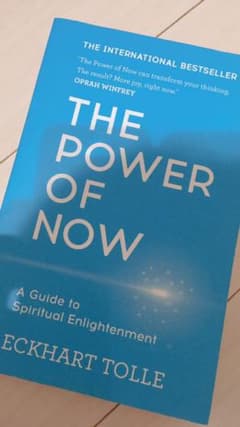 The power of now 洋書　Elkhart tolle oprahのサムネイル