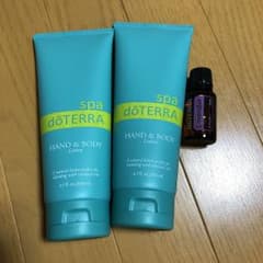 ドテラ ハンド&ボディーローション(ボディーミルク)ラベンダーセットのサムネイル